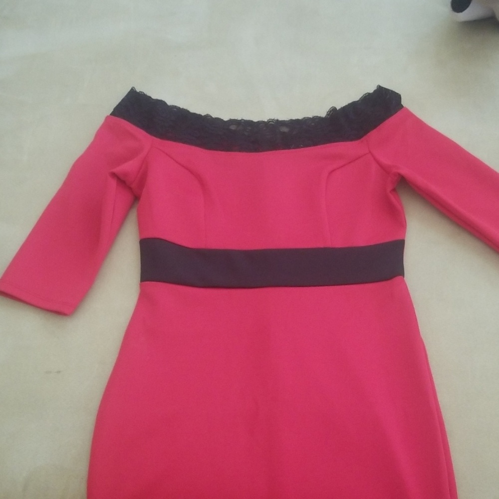 Venus red dress with black lace
